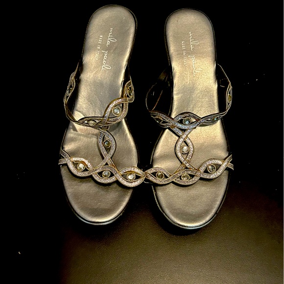 Nina Shoes Black and Silver Dress Sandals with Ornate Design - Picture 1 of 3